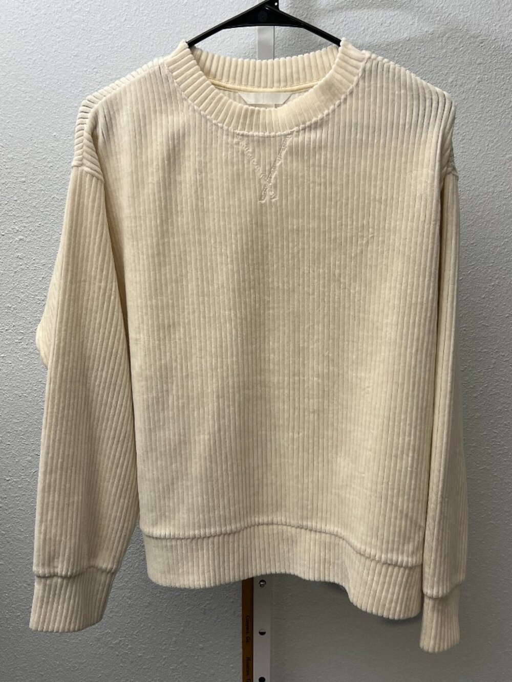 H&M Cream Chenille Ribbed Long-Sleeve Pull-Over Sweater SZ Small - Picture 1 of 5